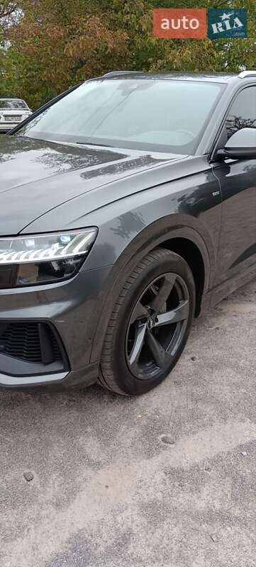 Внедорожник / Кроссовер Audi Q8 2018 в Виннице