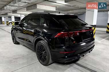 Внедорожник / Кроссовер Audi Q8 2024 в 