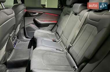 Внедорожник / Кроссовер Audi Q8 2024 в 