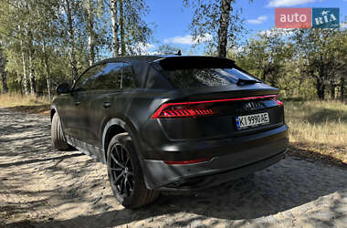 Внедорожник / Кроссовер Audi Q8 2022 в 