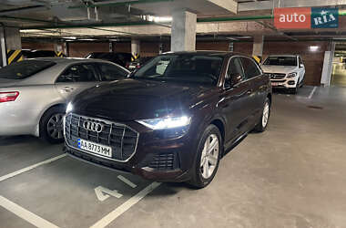 Внедорожник / Кроссовер Audi Q8 2019 в 