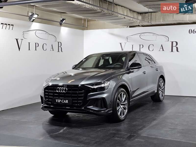 Внедорожник / Кроссовер Audi Q8 2018 в Киеве