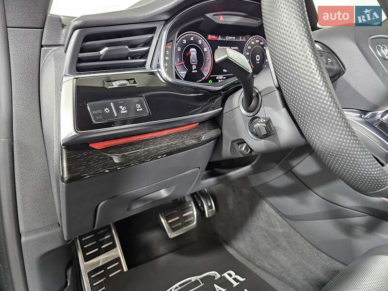 Внедорожник / Кроссовер Audi Q8 2018 в Киеве