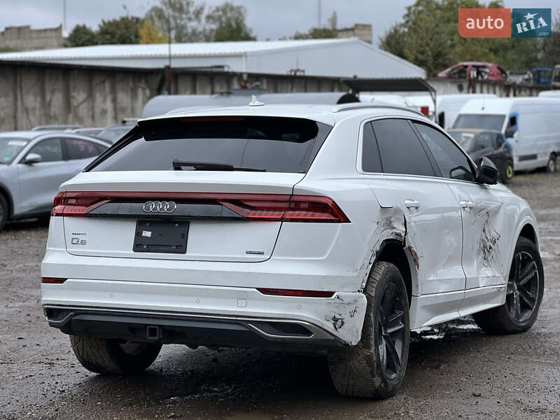 Позашляховик / Кросовер Audi Q8 2019 в Стрию
