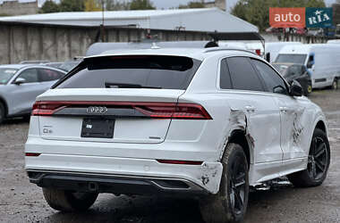 Внедорожник / Кроссовер Audi Q8 2019 в 