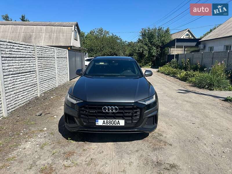 Audi Q8 2021