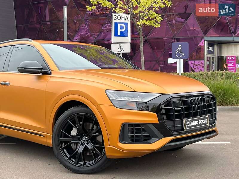 Внедорожник / Кроссовер Audi Q8 2018 в Киеве