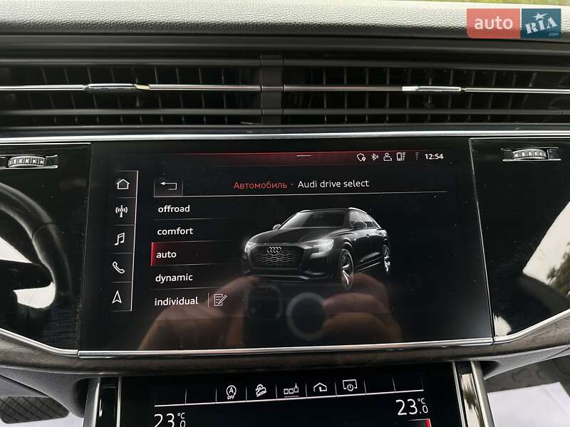 Внедорожник / Кроссовер Audi Q8 2019 в Киеве