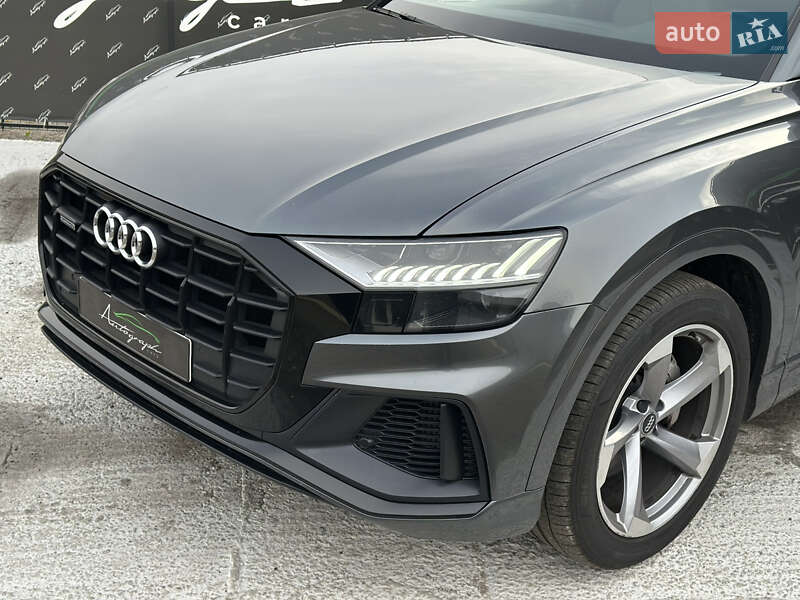 Внедорожник / Кроссовер Audi Q8 2018 в Киеве