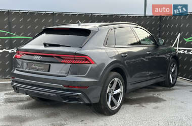 Внедорожник / Кроссовер Audi Q8 2018 в 