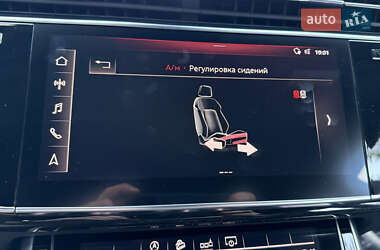 Позашляховик / Кросовер Audi Q8 2019 в 