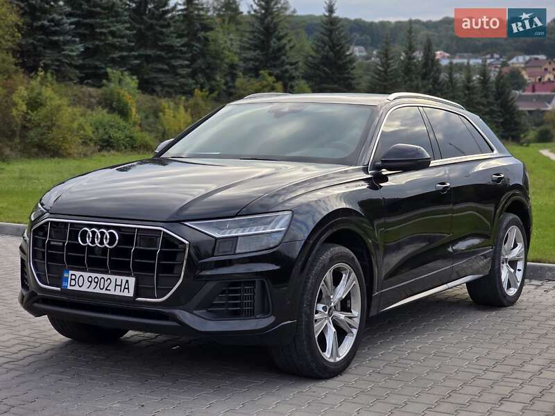 Позашляховик / Кросовер Audi Q8 2021 в Тернополі