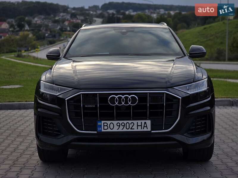 Позашляховик / Кросовер Audi Q8 2021 в Тернополі