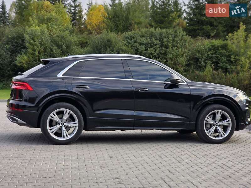 Позашляховик / Кросовер Audi Q8 2021 в Тернополі