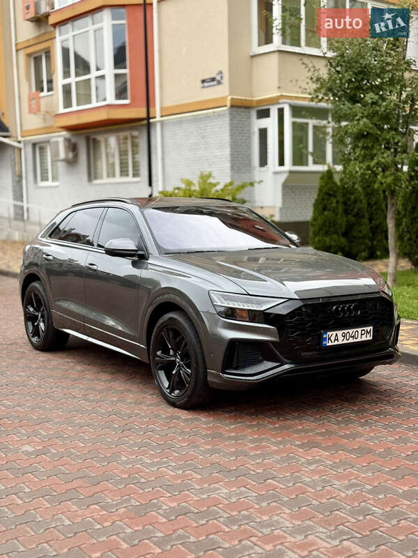Позашляховик / Кросовер Audi Q8 2019 в Києві