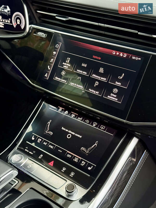 Позашляховик / Кросовер Audi Q8 2019 в Києві