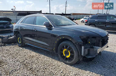 Внедорожник / Кроссовер Audi Q8 2019 в 