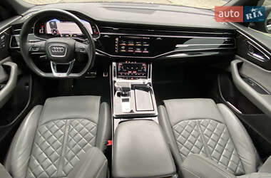 Внедорожник / Кроссовер Audi Q8 2019 в 