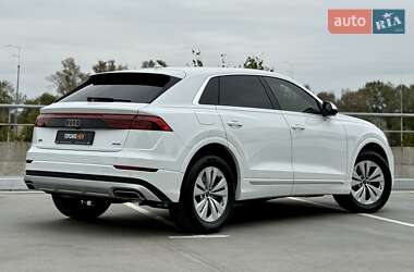 Внедорожник / Кроссовер Audi Q8 2025 в 