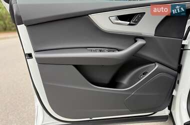 Внедорожник / Кроссовер Audi Q8 2025 в 