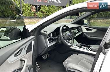 Внедорожник / Кроссовер Audi Q8 2020 в 