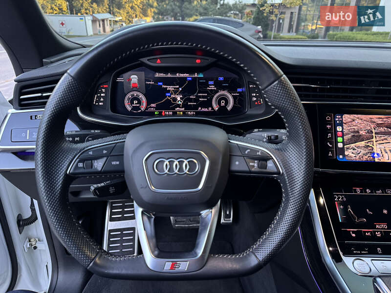 Внедорожник / Кроссовер Audi Q8 2019 в Ужгороде