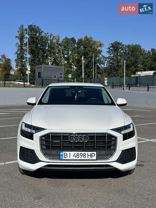 Внедорожник / Кроссовер Audi Q8 2019 в Полтаве