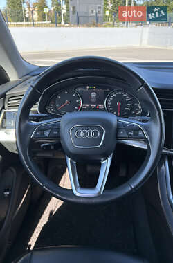 Внедорожник / Кроссовер Audi Q8 2019 в 