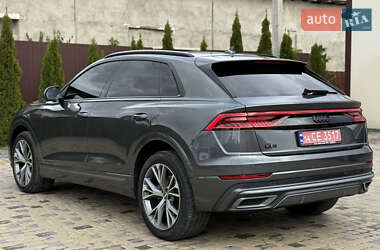 Внедорожник / Кроссовер Audi Q8 2020 в 