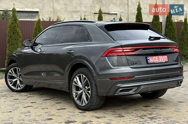 Внедорожник / Кроссовер Audi Q8 2020 в 
