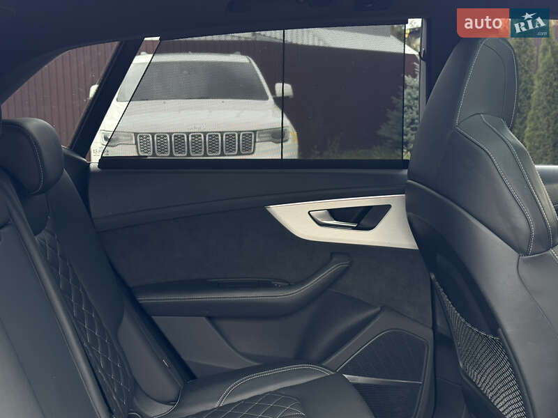 Внедорожник / Кроссовер Audi Q8 2020 в Тернополе