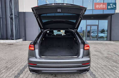 Внедорожник / Кроссовер Audi Q8 2020 в 