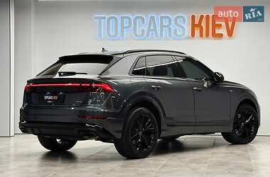 Внедорожник / Кроссовер Audi Q8 2025 в 