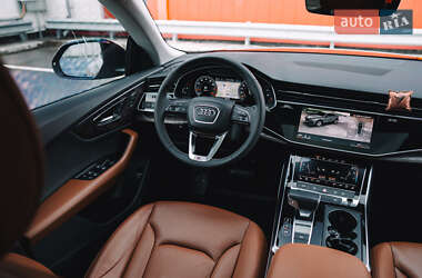 Внедорожник / Кроссовер Audi Q8 2018 в 