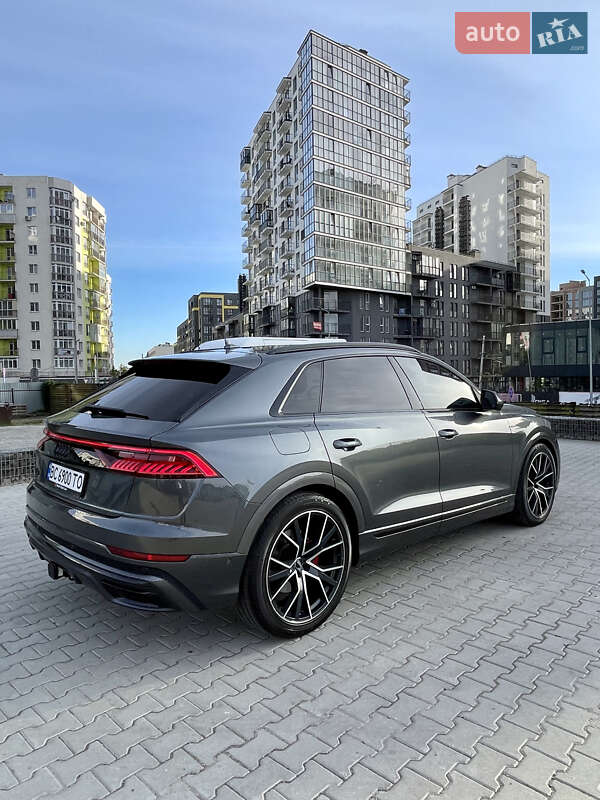 Внедорожник / Кроссовер Audi Q8 2018 в Львове