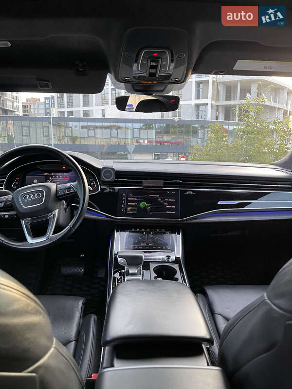 Внедорожник / Кроссовер Audi Q8 2018 в Львове
