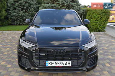 Внедорожник / Кроссовер Audi Q8 2020 в 