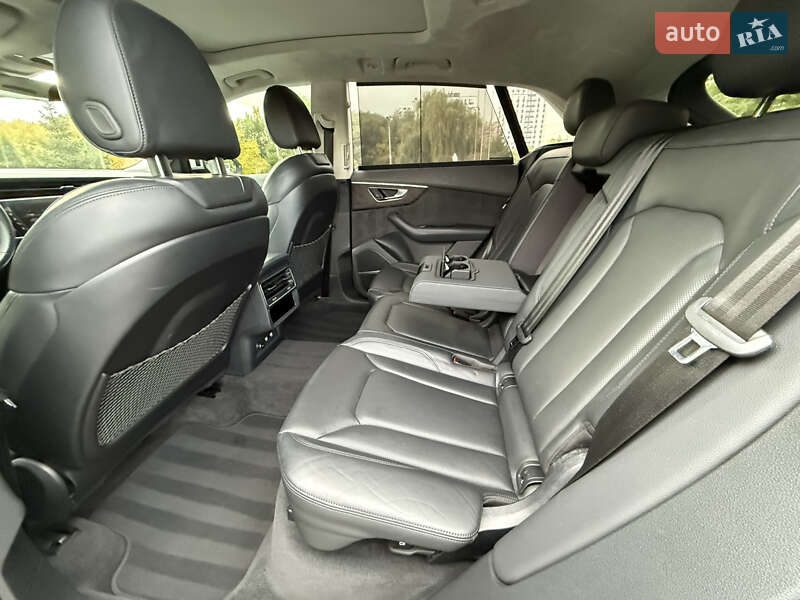 Позашляховик / Кросовер Audi Q8 2020 в Львові фото 34 Позашляховик / Кросовер Audi Q8 2020 в Львові