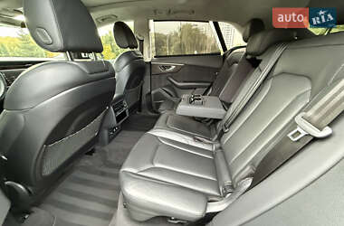 Внедорожник / Кроссовер Audi Q8 2020 в 