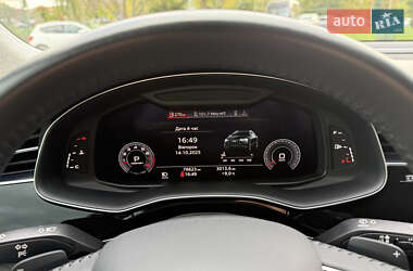 Внедорожник / Кроссовер Audi Q8 2020 в 