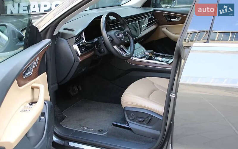 Позашляховик / Кросовер Audi Q8 2019 в Одесі фото 3 Позашляховик / Кросовер Audi Q8 2019 в Одесі