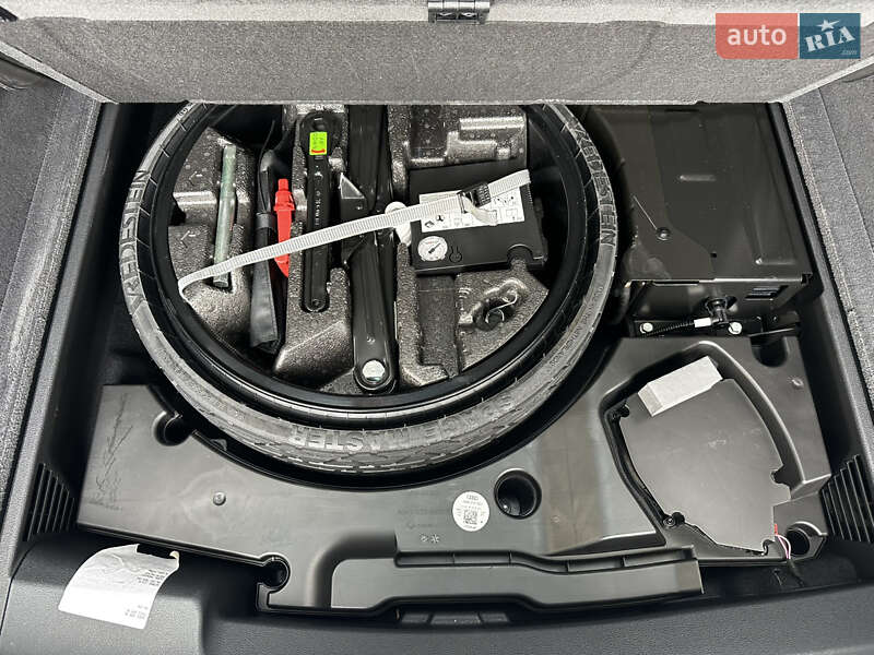 Внедорожник / Кроссовер Audi Q8 2019 в Киеве фото 26 Внедорожник / Кроссовер Audi Q8 2019 в Киеве