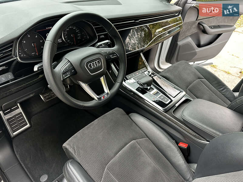 Внедорожник / Кроссовер Audi Q8 2019 в Киеве фото 28 Внедорожник / Кроссовер Audi Q8 2019 в Киеве