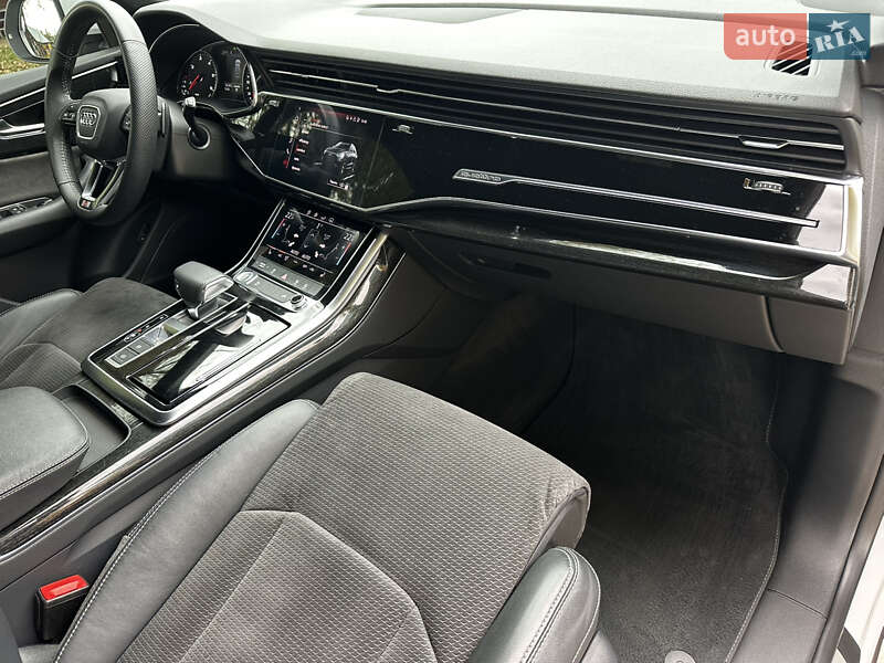 Внедорожник / Кроссовер Audi Q8 2019 в Киеве фото 37 Внедорожник / Кроссовер Audi Q8 2019 в Киеве