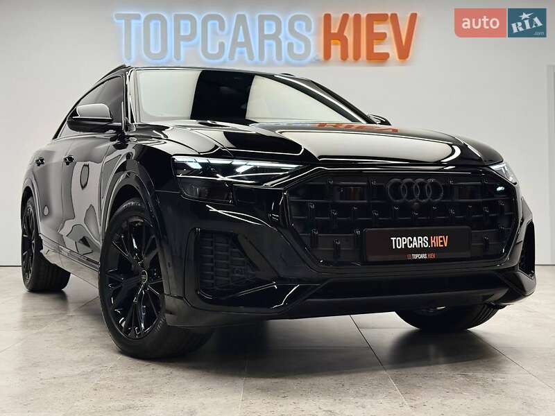 Позашляховик / Кросовер Audi Q8 2025 в Києві