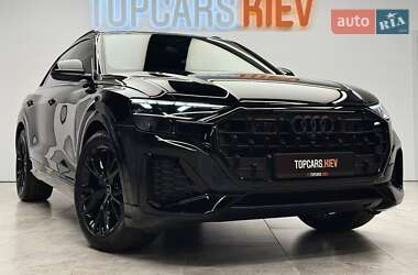 Внедорожник / Кроссовер Audi Q8 2025 в 