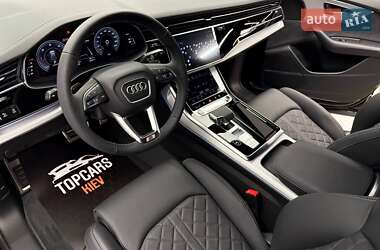 Внедорожник / Кроссовер Audi Q8 2025 в 