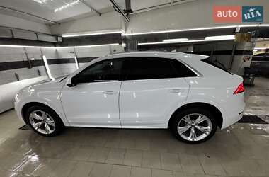 Позашляховик / Кросовер Audi Q8 2018 в  фото 7 Позашляховик / Кросовер Audi Q8 2018 в