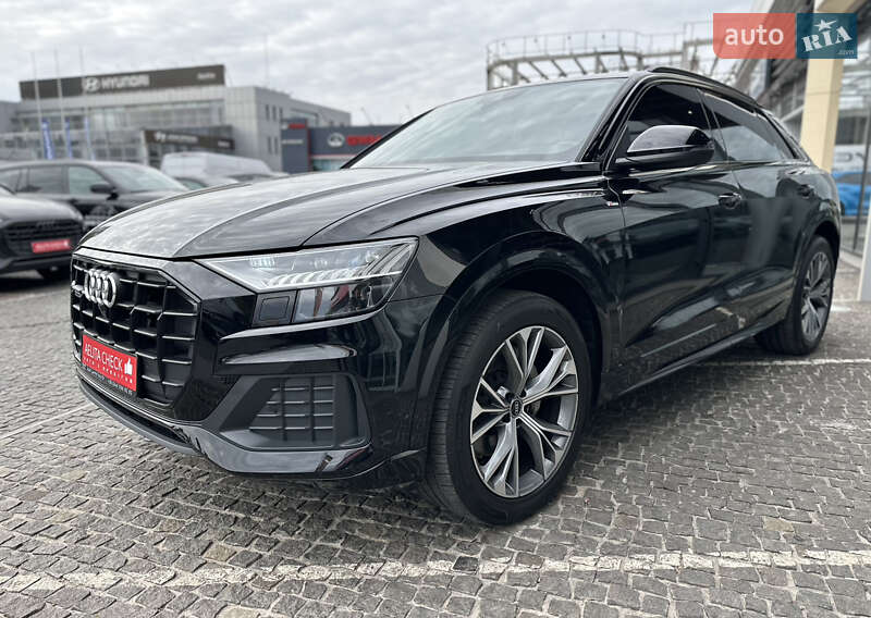 Внедорожник / Кроссовер Audi Q8 2021 в Днепре