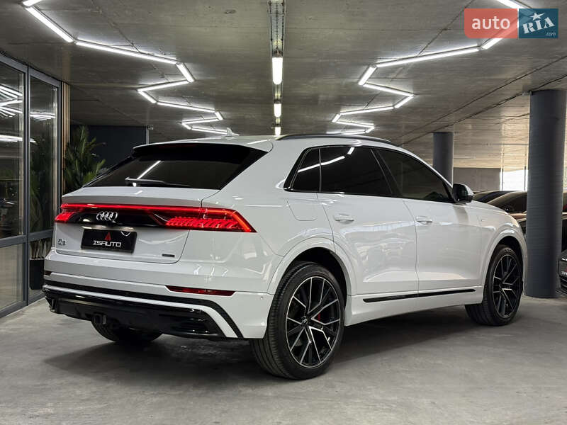 Позашляховик / Кросовер Audi Q8 2018 в Одесі фото 15 Позашляховик / Кросовер Audi Q8 2018 в Одесі